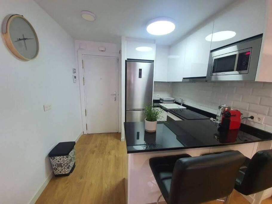Beautiful Sea Views Cozy Apartment 350 M From Beach Benalmádena Exteriér fotografie