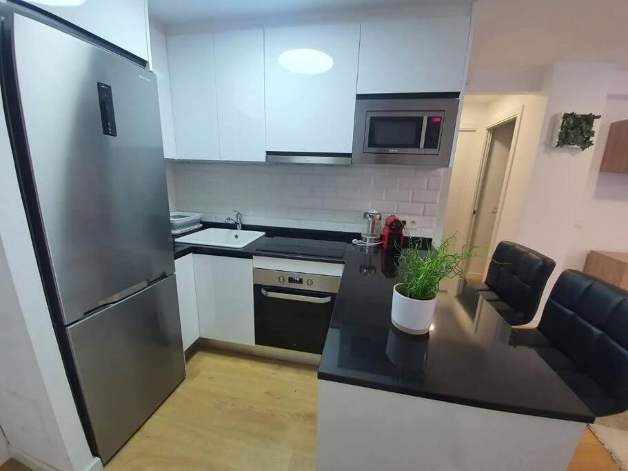 Beautiful Sea Views Cozy Apartment 350 M From Beach Benalmádena Exteriér fotografie