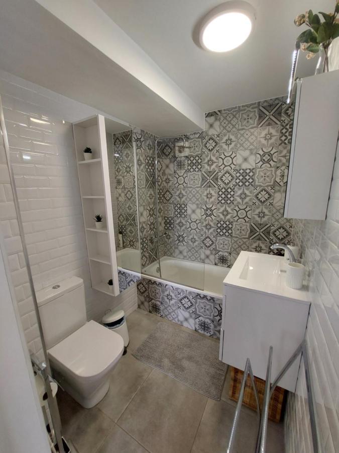 Beautiful Sea Views Cozy Apartment 350 M From Beach Benalmádena Exteriér fotografie