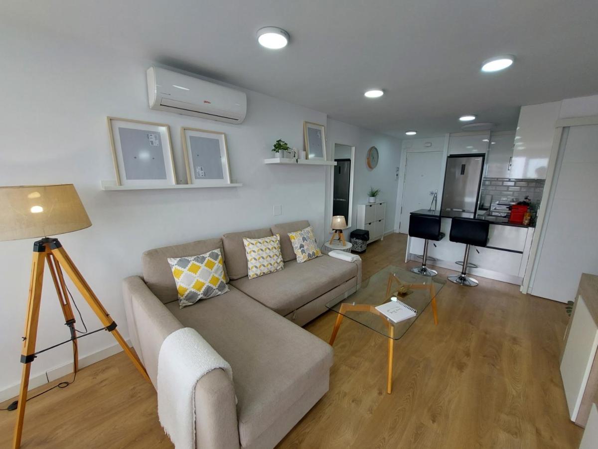 Beautiful Sea Views Cozy Apartment 350 M From Beach Benalmádena Exteriér fotografie